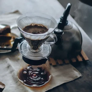 V60 02 Acrílico para Café | Método de Goteo y Extracción Precisa
